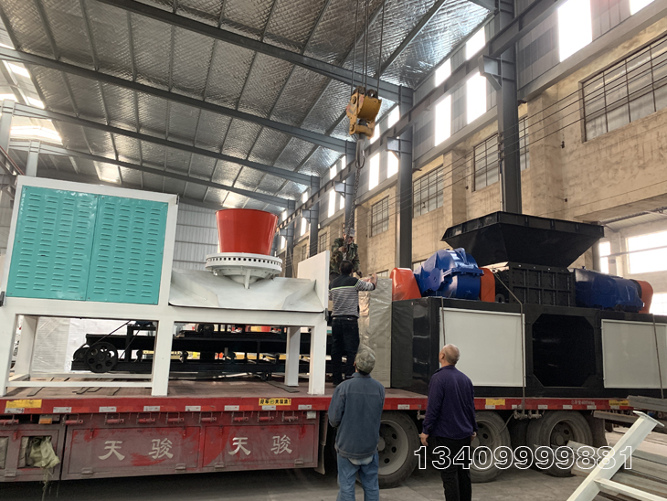 塑料撕碎機(jī)塑料壓塊成型機(jī) 塑料撕碎機(jī)塑料壓塊成型機(jī)